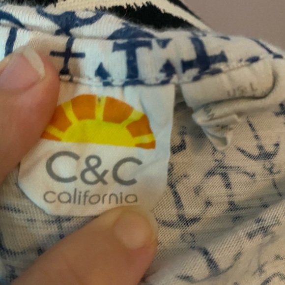 C&C white with blue anchor tank top - Picture 3 of 4